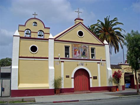 La placita olvera church - Learn about the history and significance of La Placita, the Church of Our Lady Queen of the Angels, the first and oldest Roman Catholic church in Los Angeles. See photos and …